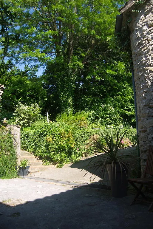 Bed & Breakfast Le Clos De L'Ambre Divajeu France
